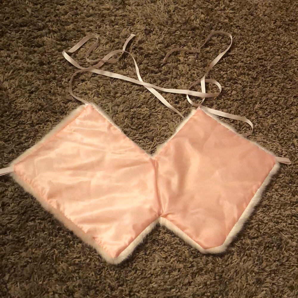 Pink Fluffy top - Picture 2 of 2